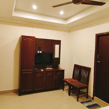 Hotel Harish Rameshwaram Exterior photo