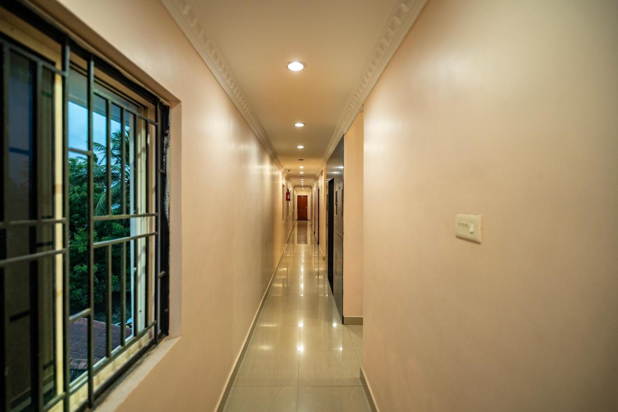Hotel Harish Rameshwaram Exterior photo